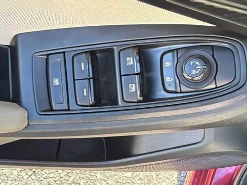 Used 2018 Subaru Impreza 2.0i Premium w/ Eyesight & BSD & Rcta image 18