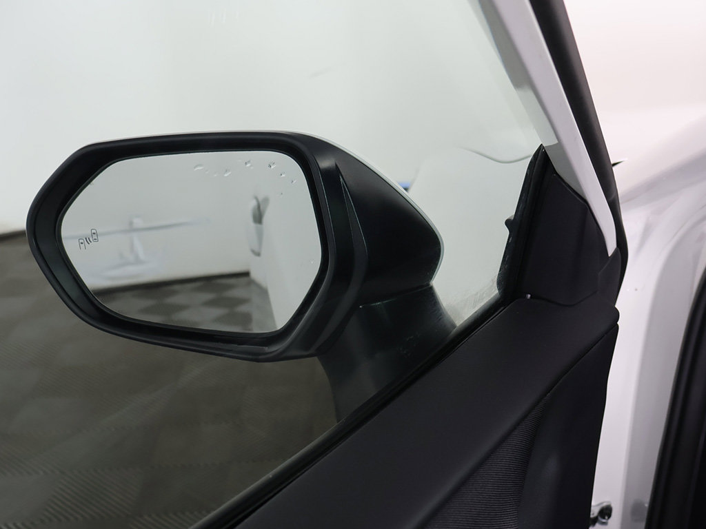 Used 2025 Toyota Camry LE FWD image 31