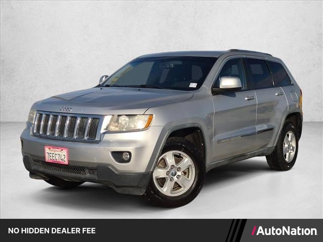 Used 2011 Jeep Grand Cherokee Laredo w/ Security & Convenience Group AWD/4WD image 1