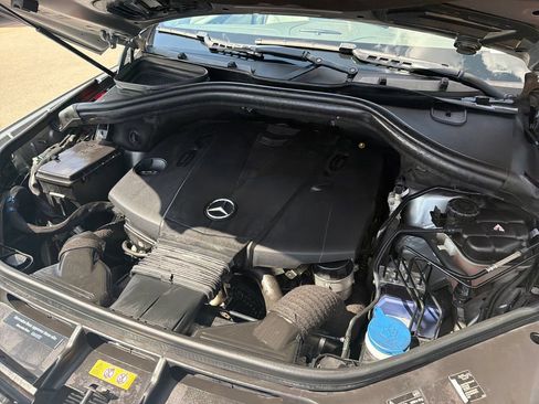 Used 2016 Mercedes-Benz GL 320 BlueTEC 4MATIC image 16