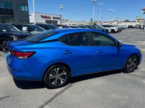 Used 2022 Nissan Sentra SV w/ All-Weather Package FWD image 11