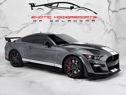 Used 2022 Ford Mustang Shelby GT500 w/ Carbon Fiber Track Pack image 29