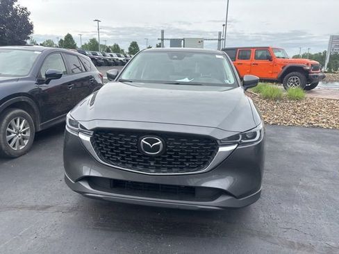Used 2023 MAZDA CX-5 AWD 2.5 S w/ Premium Plus Pkg image 2