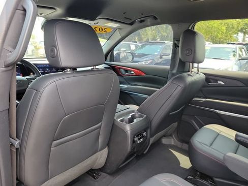 Certified 2024 Chevrolet Traverse Z71 AWD/4WD image 17