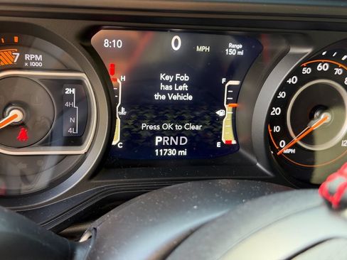 Used 2024 Jeep Wrangler Unlimited Rubicon w/ Technology Group AWD/4WD image 12