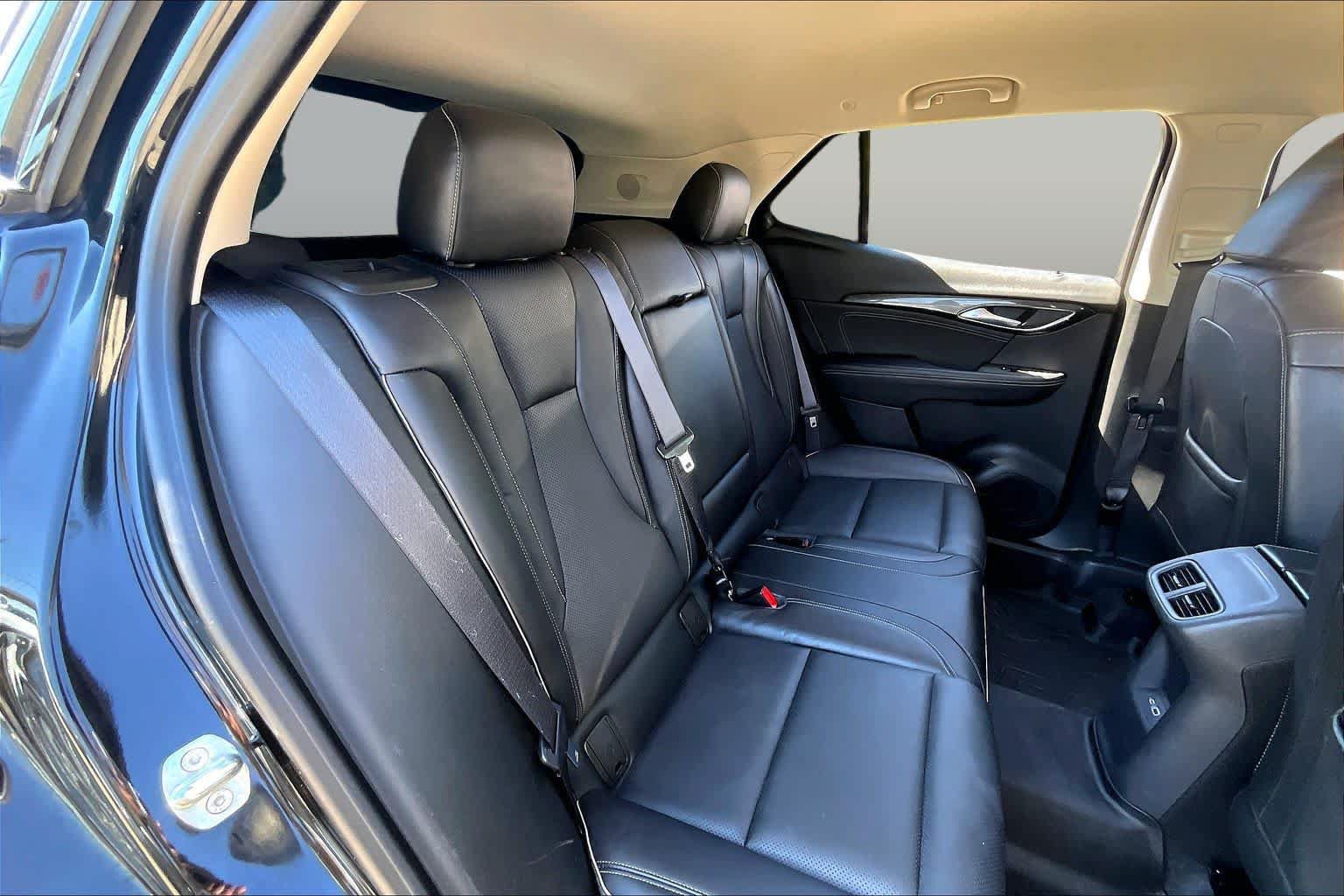 Used 2021 Buick Envision Essence w/ Technology Package I FWD image 18