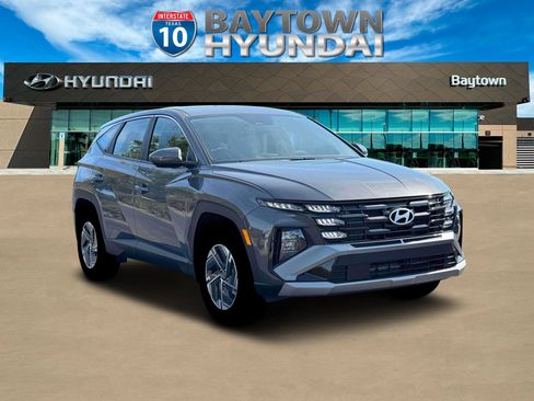 New 2026 Hyundai Tucson Blue SE image 11