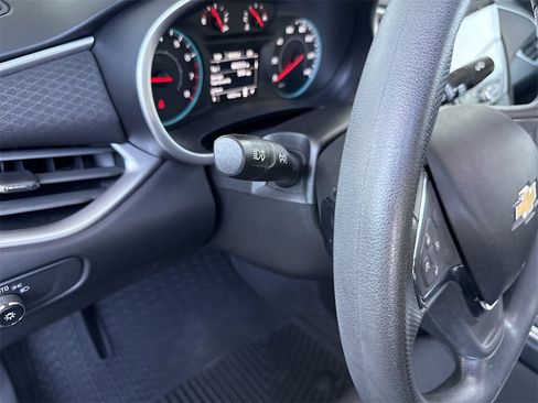 Used 2021 Chevrolet Malibu LS image 21