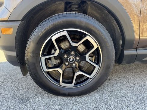 Used 2022 Ford Bronco Sport Big Bend w/ Convenience Package image 2