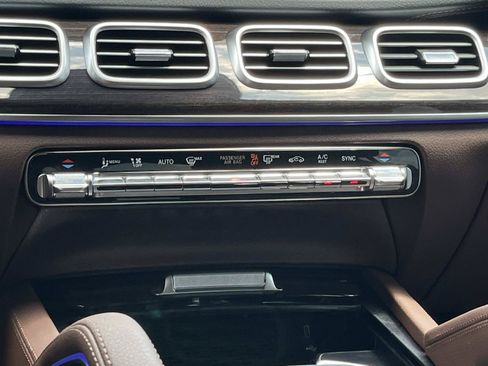 Used 2026 Mercedes-Benz GLE 450 4MATIC Coupe image 17
