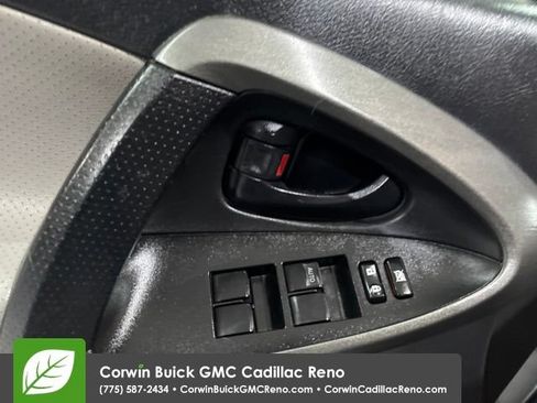Used 2011 Toyota RAV4 Limited AWD/4WD image 15