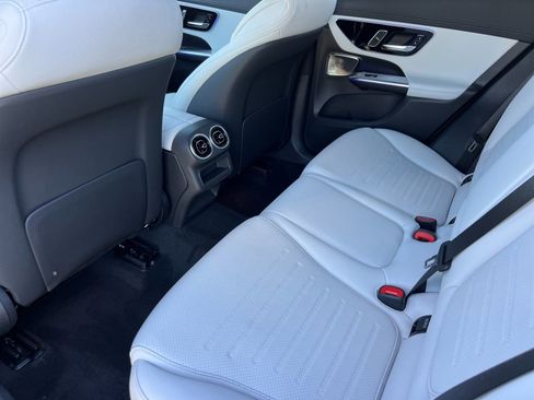 New 2026 Mercedes-Benz GLC 300 4MATIC image 4
