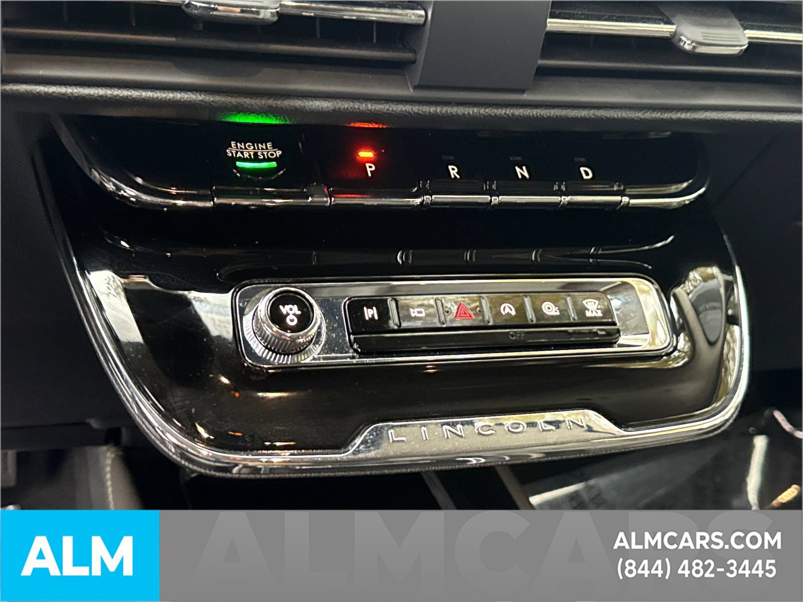 Used 2024 Lincoln Corsair AWD image 35