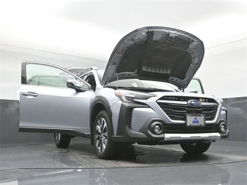Used 2023 Subaru Outback Touring XT image 53