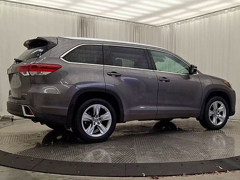 Certified 2018 Toyota Highlander Limited image 7