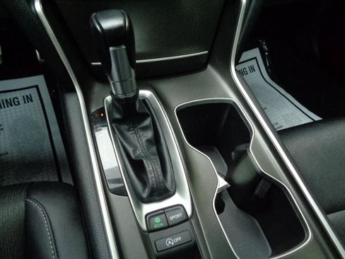 Used 2022 Honda Accord Sport image 12