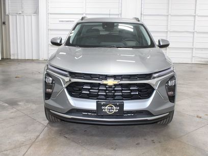 New 2026 Chevrolet Trax LT w/ Driver Confidence Package