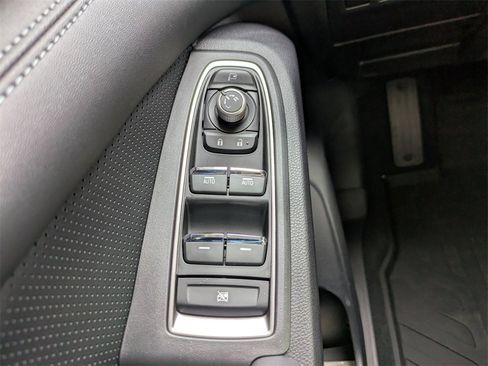 Certified 2025 Subaru Ascent Limited image 24