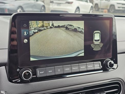 Used 2023 Hyundai Kona Limited image 22