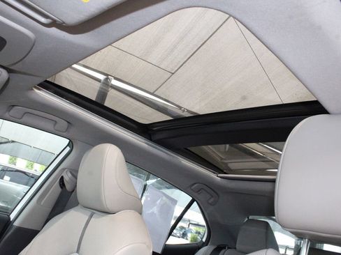 Certified 2022 Toyota Camry XSE w/ Navigation Package FWD image 5
