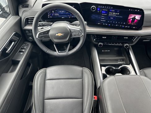 Used 2025 Chevrolet Tahoe Premier image 24