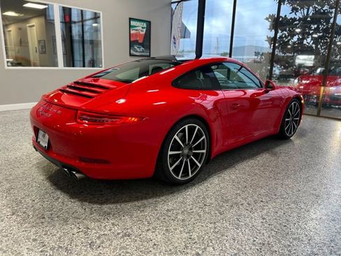 Used 2013 Porsche 911 Carrera S image 9