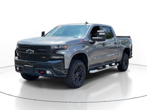 Used 2020 Chevrolet Silverado 1500 LT Trail Boss AWD/4WD image 3