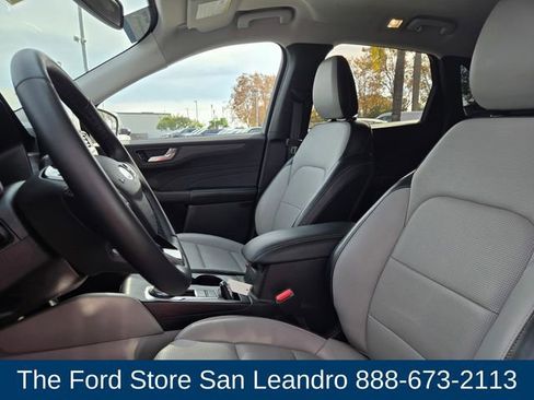 Certified 2023 Ford Escape Platinum image 15