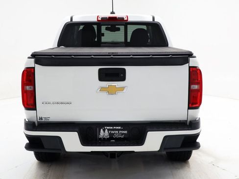 Used 2015 Chevrolet Colorado Z71 image 7