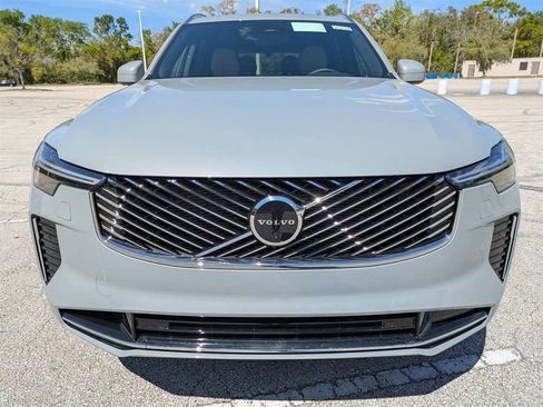 New 2026 Volvo XC90 T8 Plus w/ Protection Package Premier image 9