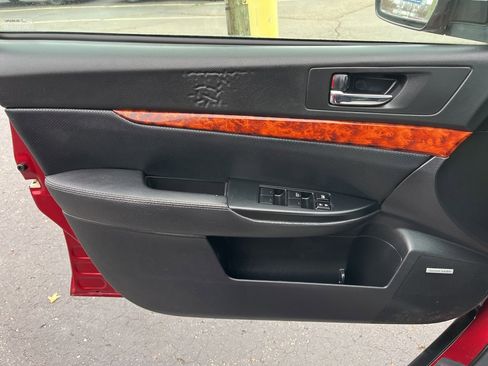 Used 2012 Subaru Outback 3.6R Limited w/ Moonroof Pkg image 22