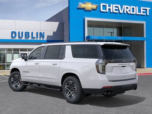 New 2025 Chevrolet Suburban Z71 w/ Z71 Off-Road Package image 4
