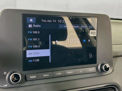 Used 2023 Hyundai Kona SE image 14