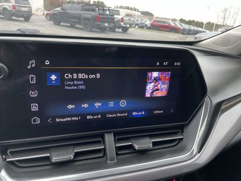 Used 2024 Chevrolet Trax ACTIV w/ Sunroof Package image 40