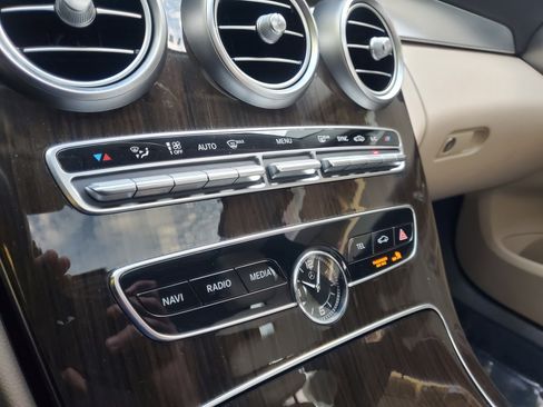 Used 2019 Mercedes-Benz C 300 Sedan image 29