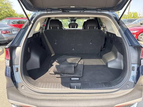 Used 2023 Kia Sportage EX AWD/4WD image 12