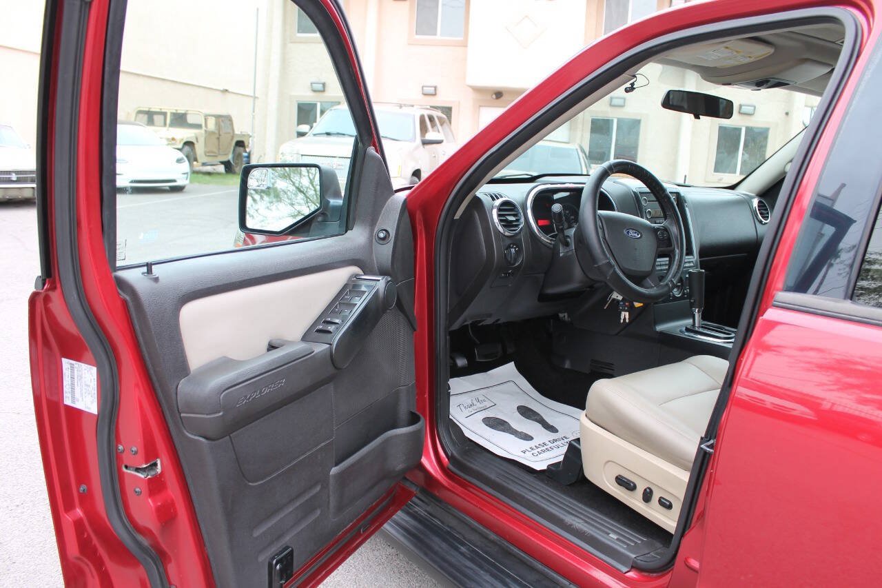 Used 2008 Ford Explorer XLT AWD/4WD image 22