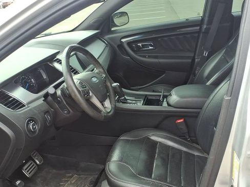 Used 2019 Ford Taurus SHO w/ Sho Performance Package AWD/4WD image 8