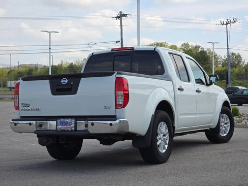 Used 2014 Nissan Frontier SV w/ SV Value Truck Package RWD image 1