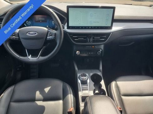 Certified 2025 Ford Escape Platinum AWD/4WD image 23