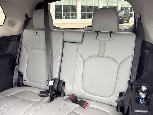 Certified 2023 Honda Pilot Touring image 32