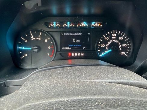 Used 2019 Ford F150 XL w/ Equipment Group 101A Mid AWD/4WD image 6