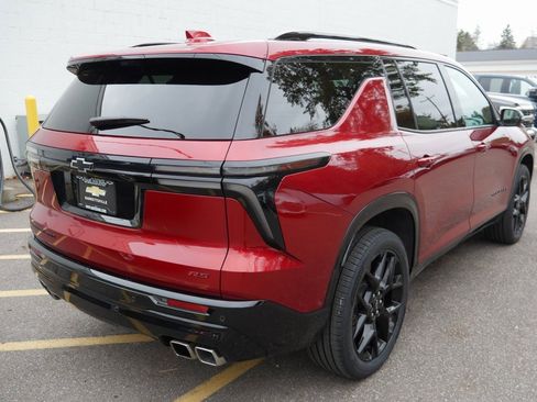 Used 2024 Chevrolet Traverse RS w/ LPO, Floor Liner Package image 7
