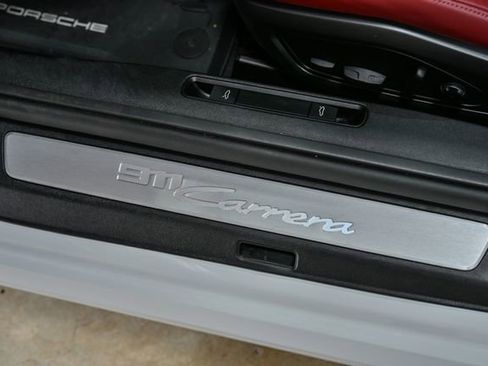 Used 2023 Porsche 911 Carrera image 29