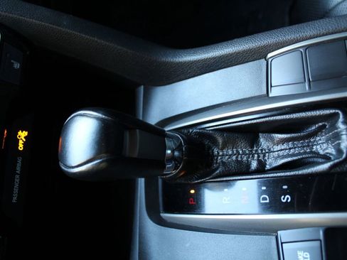 Used 2021 Honda Civic Sport Touring image 22