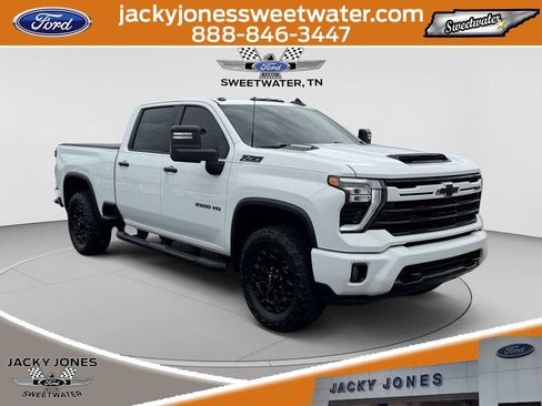 Used 2024 Chevrolet Silverado 2500 LT w/ Z71 Sport Edition AWD/4WD image 6