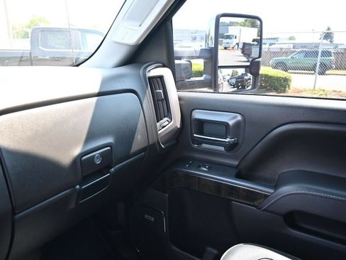 Used 2016 GMC Sierra 3500 Denali w/ Duramax Plus Package AWD/4WD image 26
