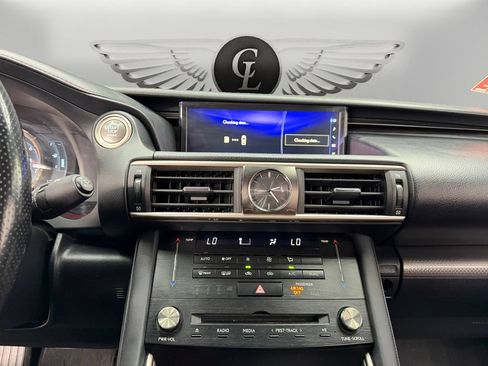 Used 2018 Lexus IS 300 F Sport RWD image 22