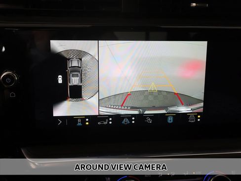 Used 2023 GMC Sierra 1500 Denali w/ Denali Reserve Package AWD/4WD image 7