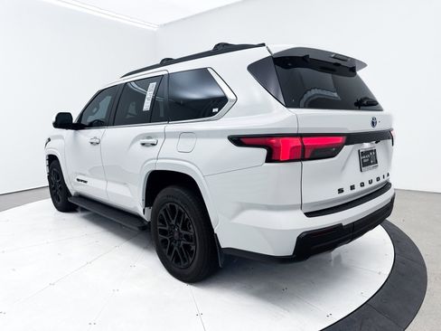 Used 2024 Toyota Sequoia SR5 w/ SR5 Premium Package image 31